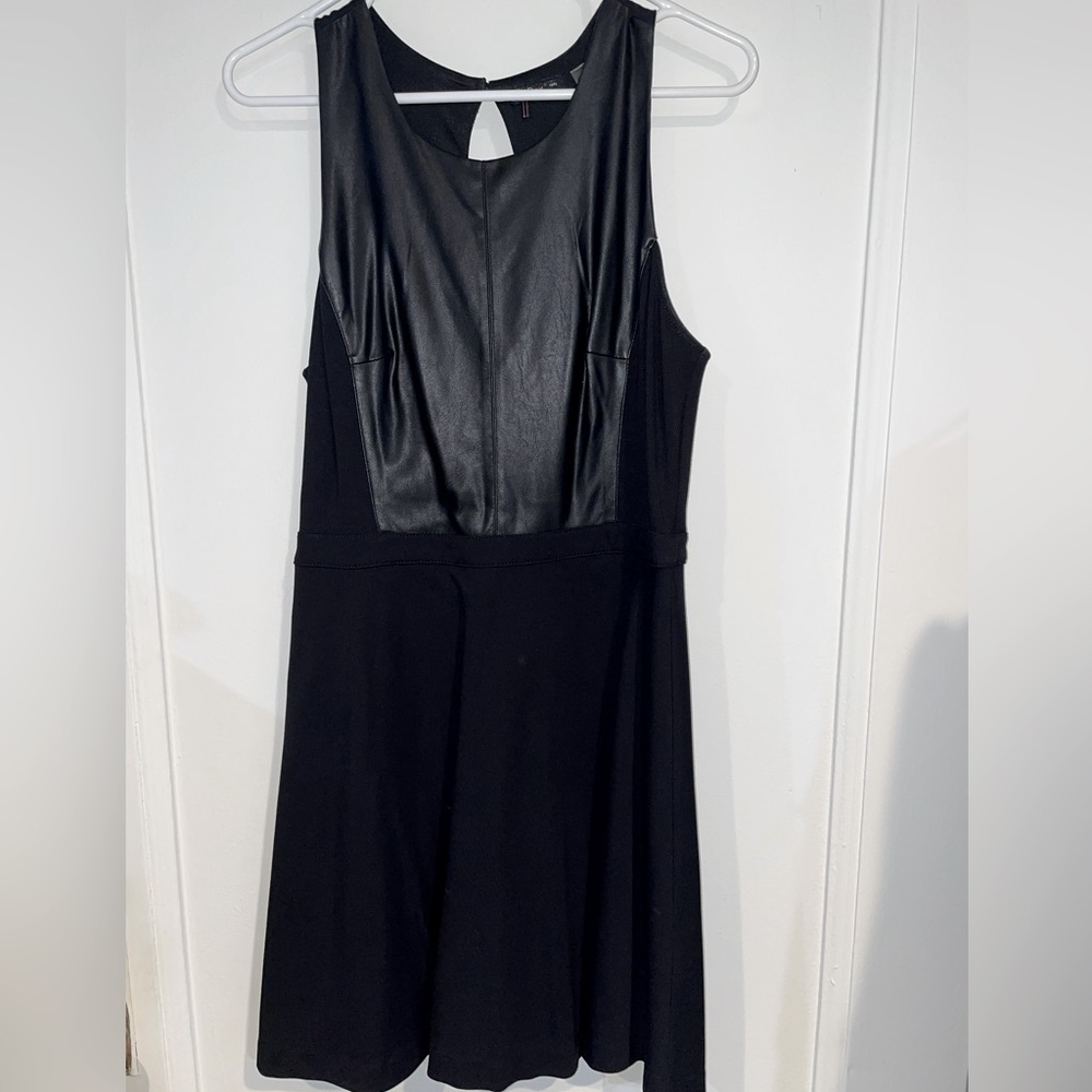 NWOT black 👗